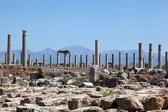 Antike Stadt Perge bei Antalya, Türkische Riviera, Türkei ( Urlaub, Reisen, Lastminute-Reisen, Pauschalreisen )