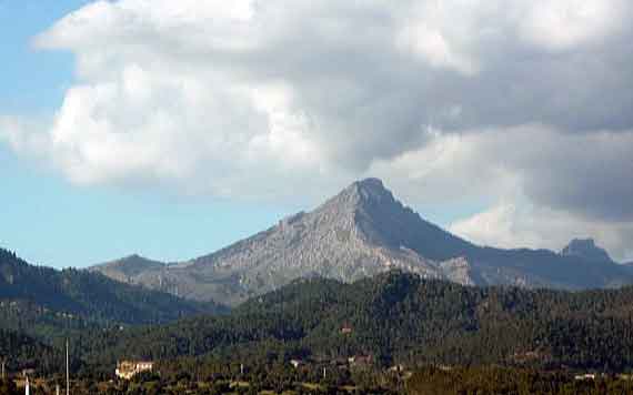 Puig de Galatzó bei Paguera (Peguera), Mallorca, Spanien ( Urlaub, Reisen, Lastminute-Reisen, Pauschalreisen )