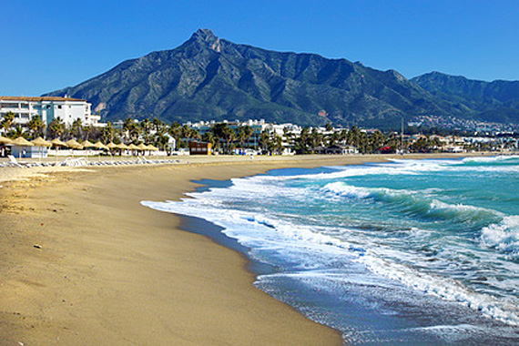 Strand Marbella, Costa del Sol, Spanien (Urlaub, Reisen, Lastminute-Reisen, Pauschalreisen )